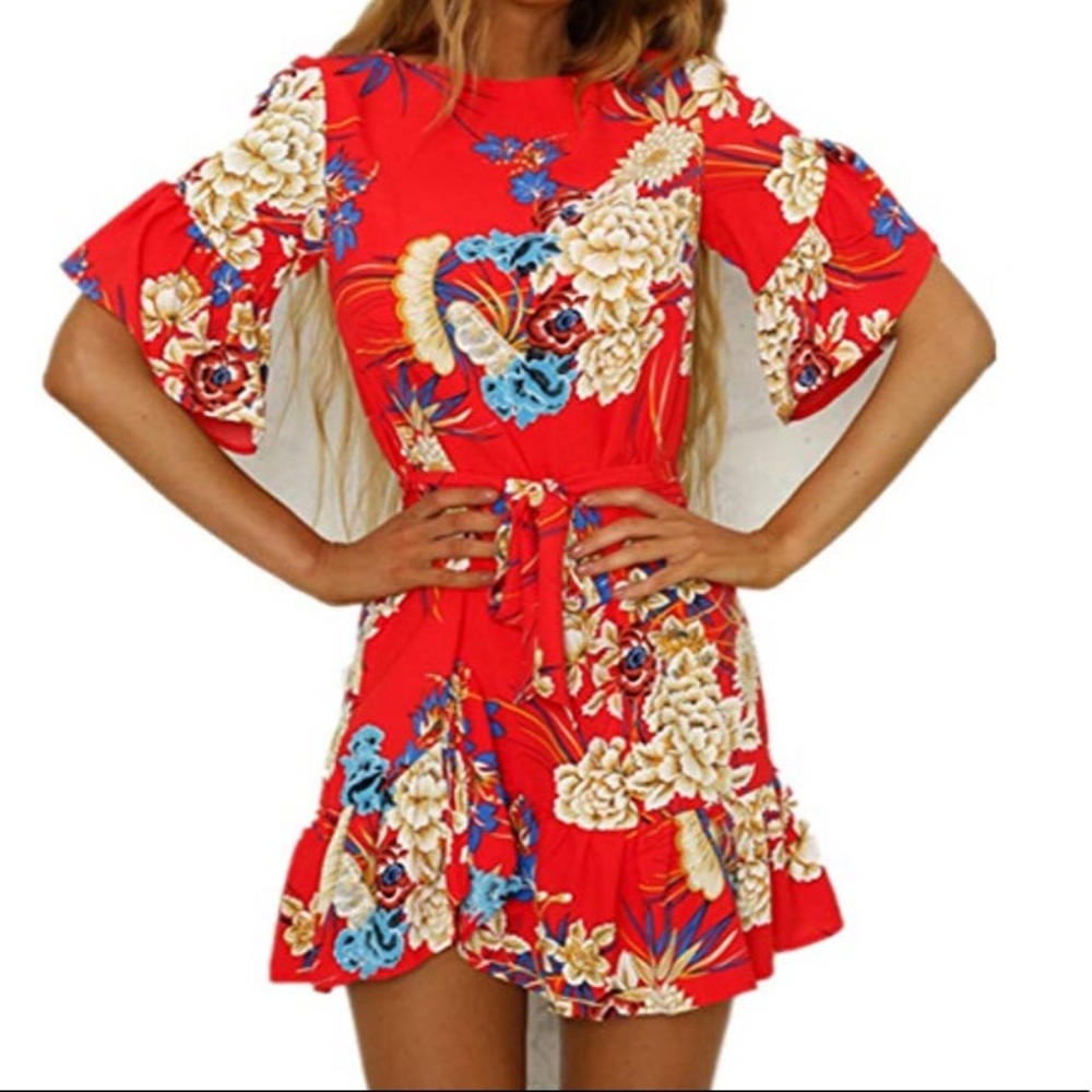 Coventavenue - Floral Flowing Mini Dress